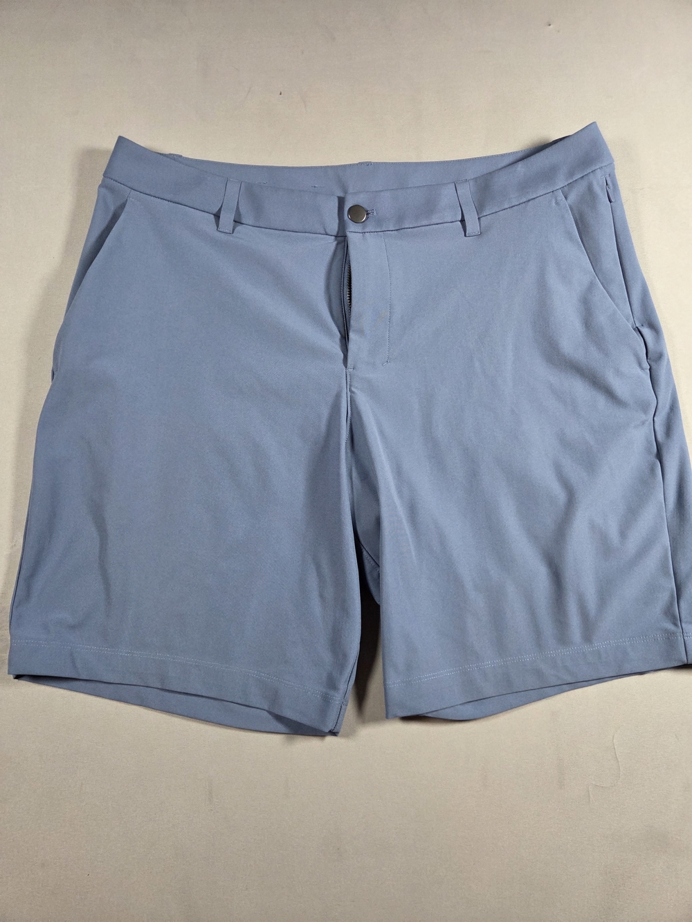 lululemon athletica Men's Sky Blue Flat-Front Performance ABC Shorts Size 36